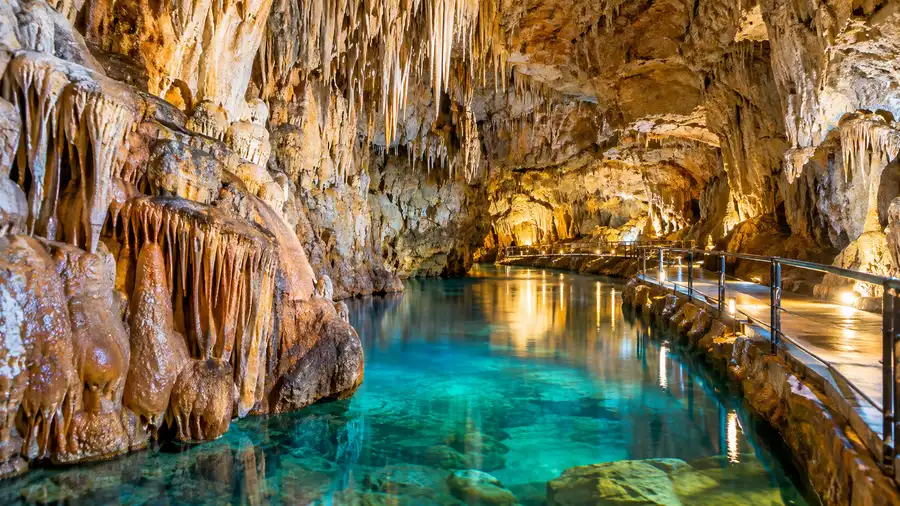 Cuevas de San José Opening Hours and Visit Schedule